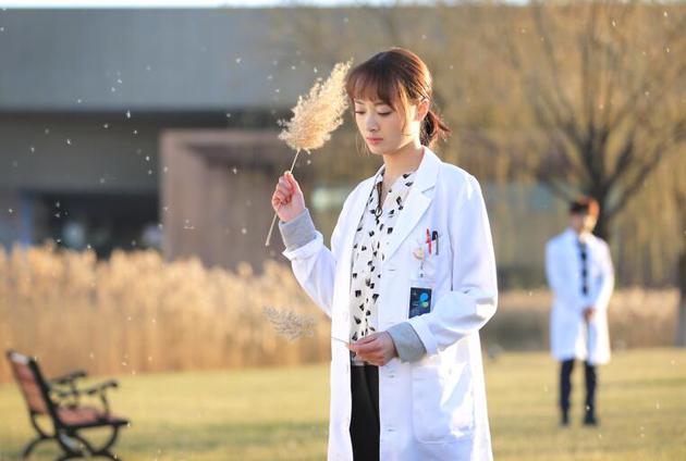 儿科医生北京热拍罗云熙孙铱上演白衣诱惑