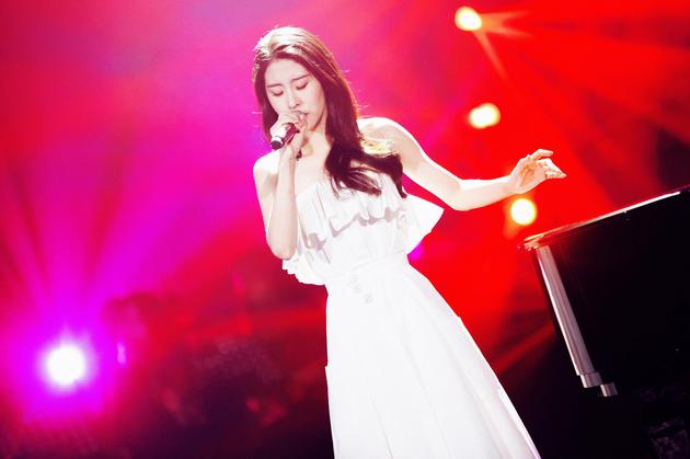 张碧晨再现张学友歌曲