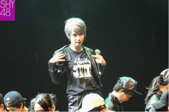 SHY48女团男装公演