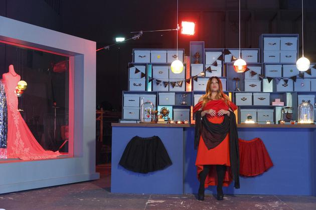 家家MV中化身魔法師