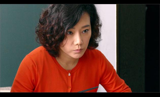 《老爸当家》大姐曹艳艳戏外惊艳 气质形象反差大