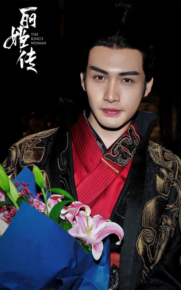 《丽姬传》杀青 迪丽热巴戎装告别张彬彬魔性尬舞