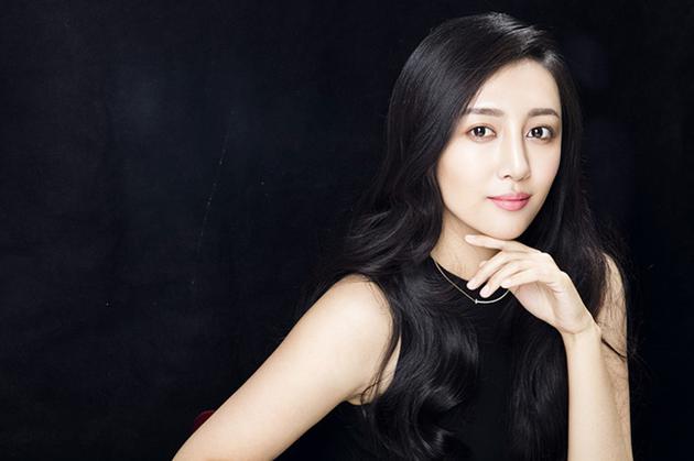 传播有限公司出品,香港成家班导演罗棋执导,闫露娢,狄威,陈观泰,鲁芬