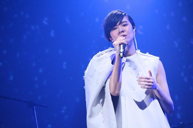 郁可唯演唱新歌和经典歌曲