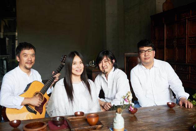 小娟与山谷的居民