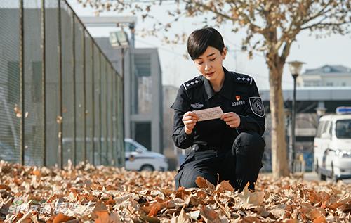 《警花与警犬2》杀青 董玥演绎大眼警花英姿飒爽