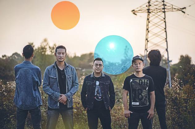 声音碎片签约摩登天空