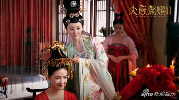 珍珠给靖瑶带头饰