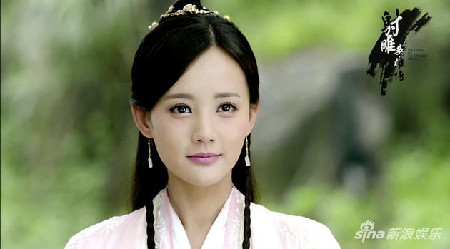 李一桐莞尔一笑