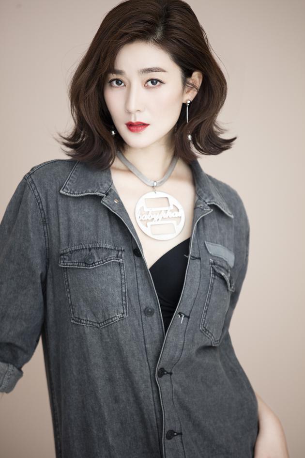 马可悦出演冯小刚新戏 三度演绎医生