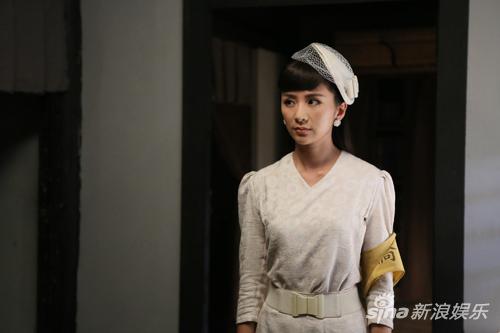 刘庭羽饰 袁玉婷