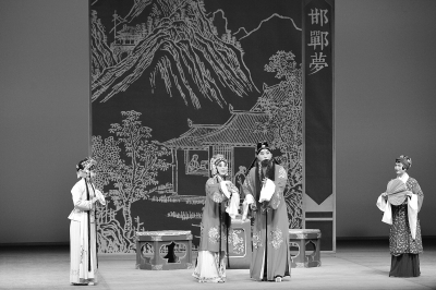 临川四梦武汉开演《邯郸记》 随汤显祖一同入梦