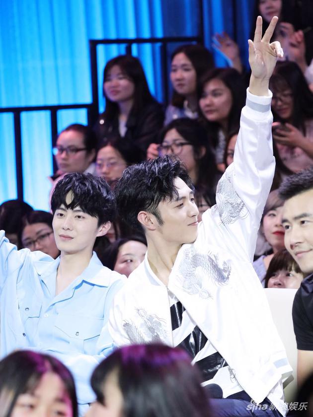 杨业明姚望快男现场带节奏