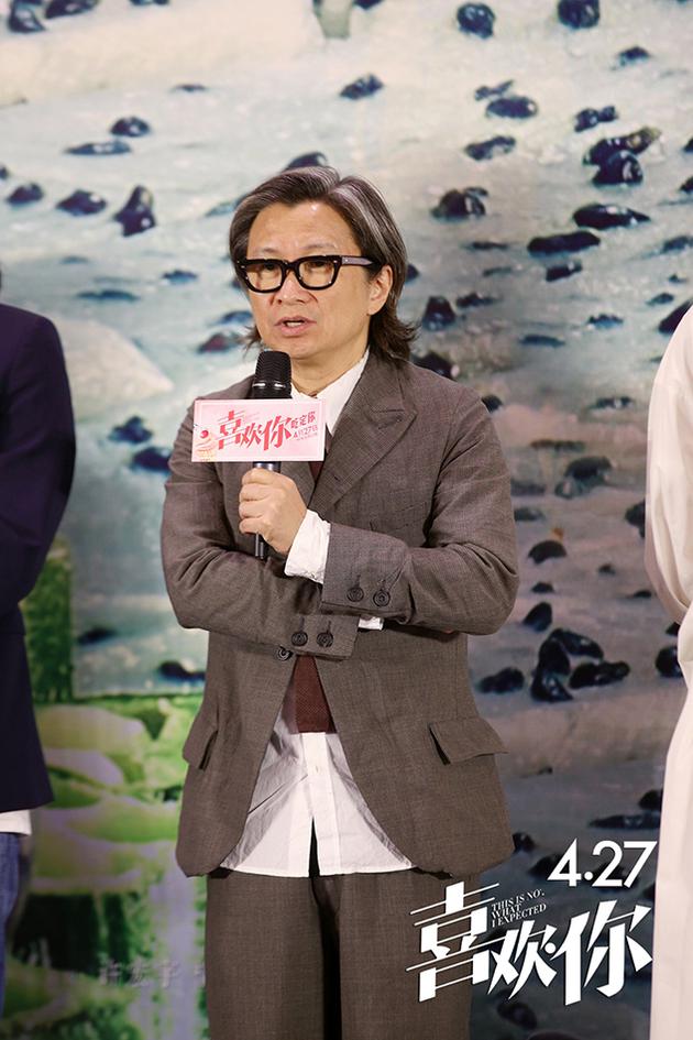 上海首映礼-陈可辛现场单人照