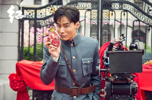 电视剧红开机程皓枫演绎有勇有谋真英雄