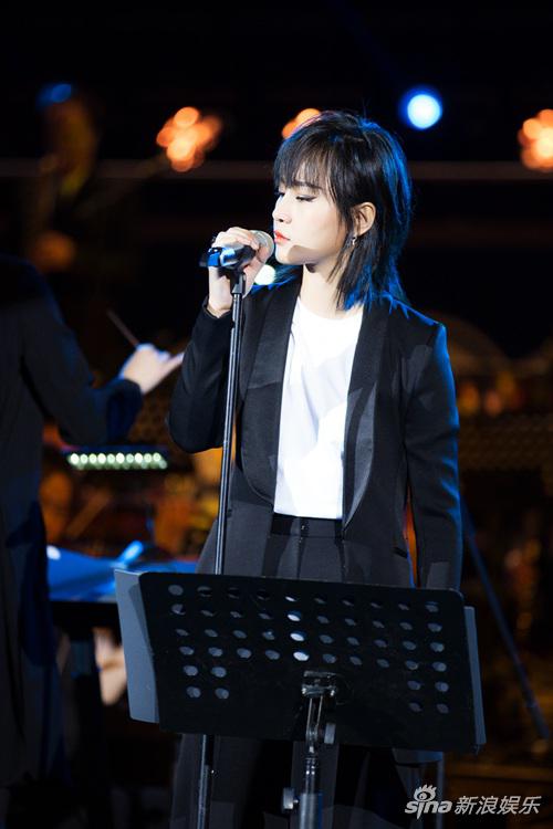 周笔畅公益音乐会