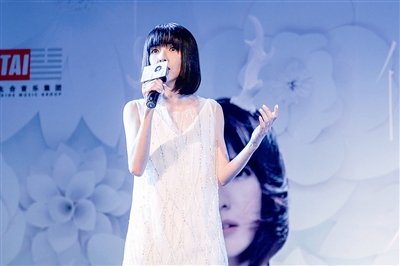 郭美美因名字被误解用音乐释怀困扰