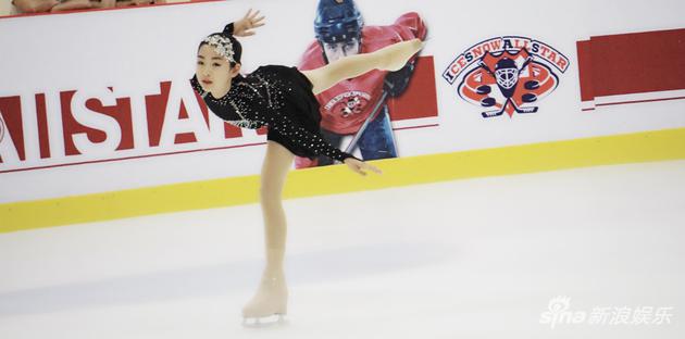 殷旭女儿花样滑冰