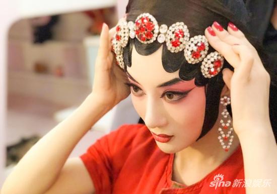 李依晓重温梨园梦