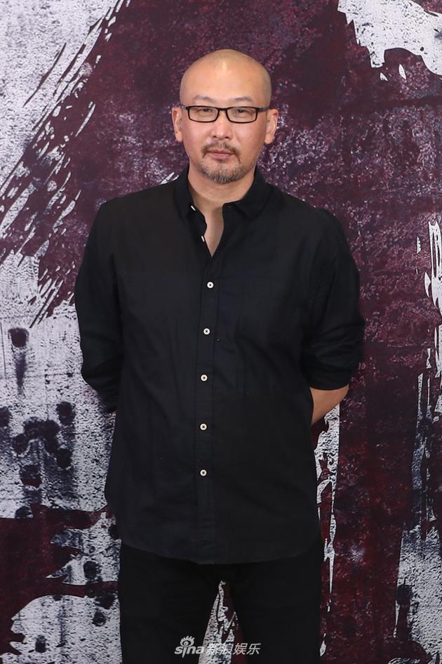 管虎:老炮儿前吴亦凡演戏不熟 请30个富二代教