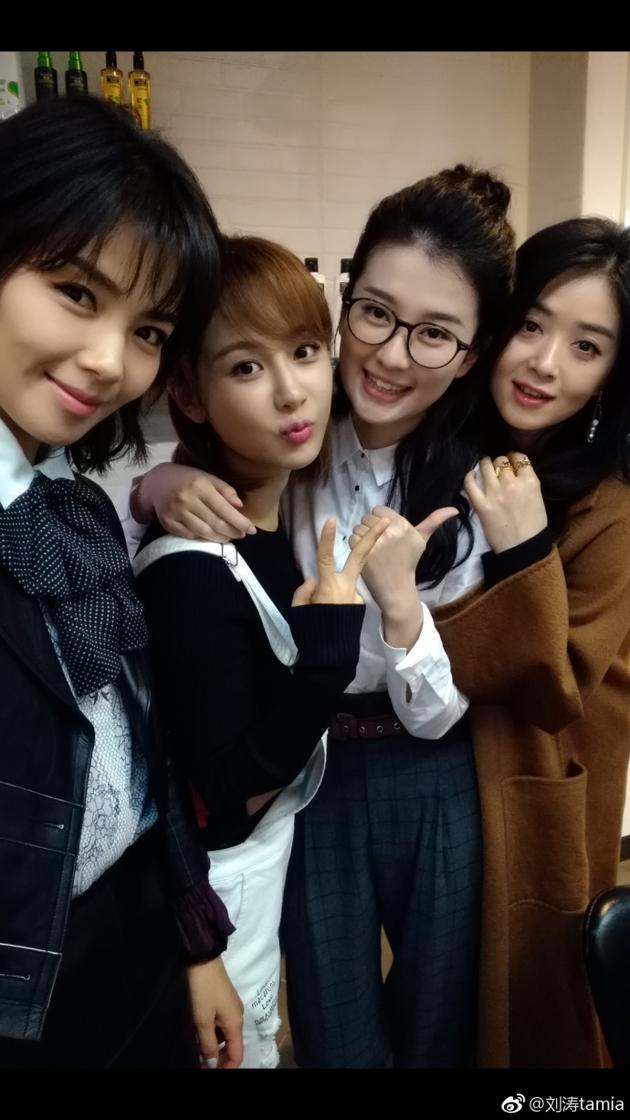 《欢乐颂》五美做发型5缺1 杨紫蒋欣美颜过度