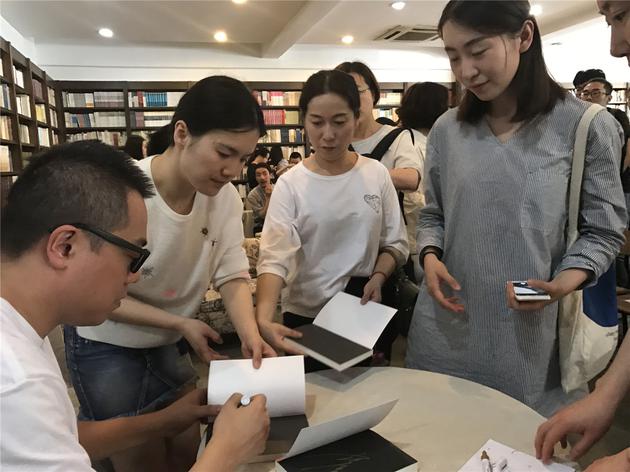 剧本集分享会现场气氛热烈