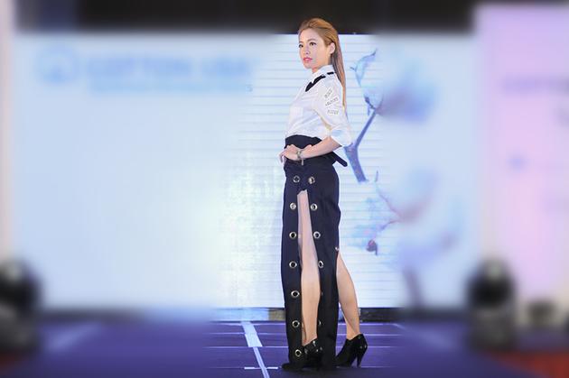 Cindy压轴走秀