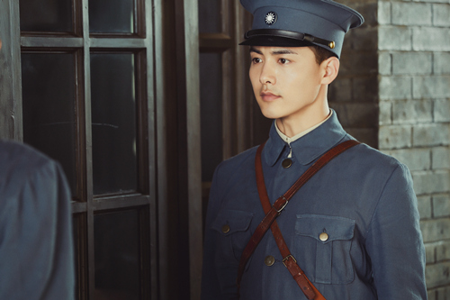 马天宇《建军大业》饰演林彪将军