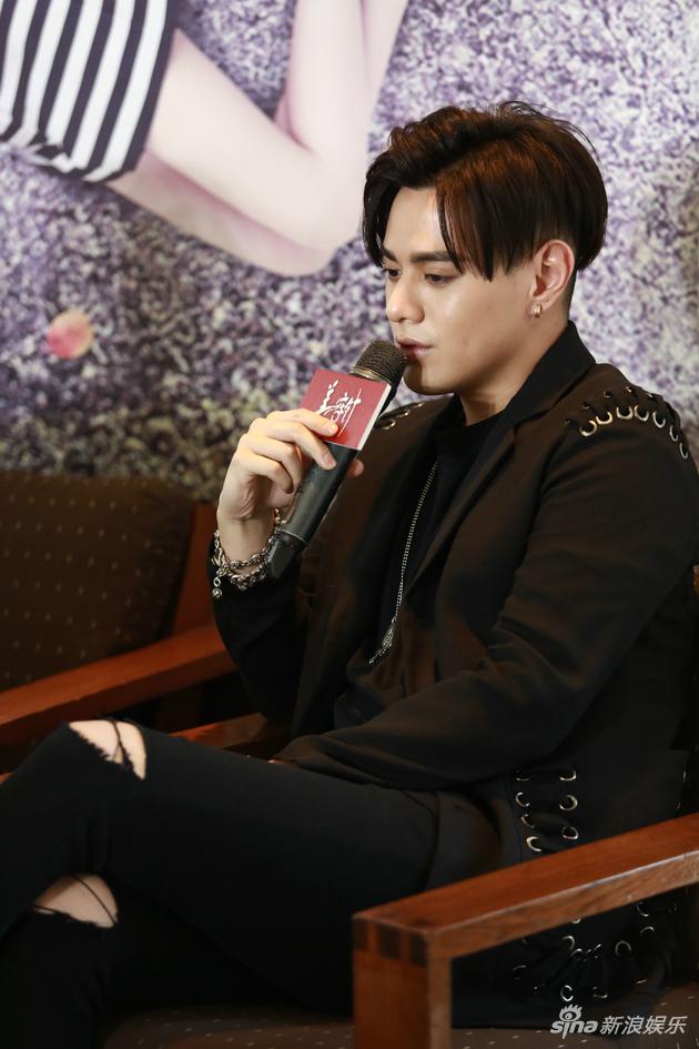 杜天皓曝与闫妮戏外喝酒泡面尬音响