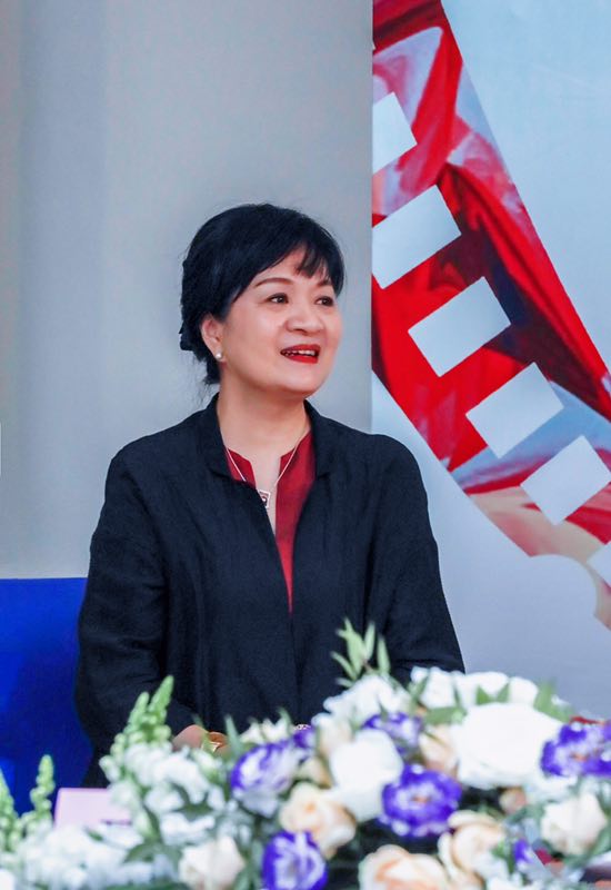 王丽萍办影视四季沙龙 称坚持现实题材不过时