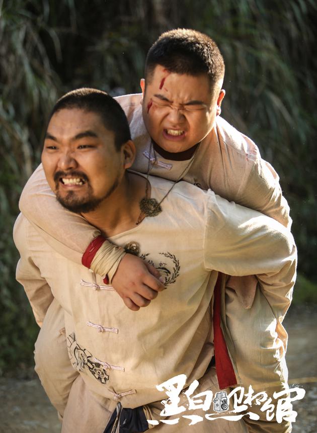 龚格尔背柏智杰