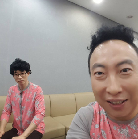 韩星朴明洙半裸骑车旧照被扒目击者以为是疯子