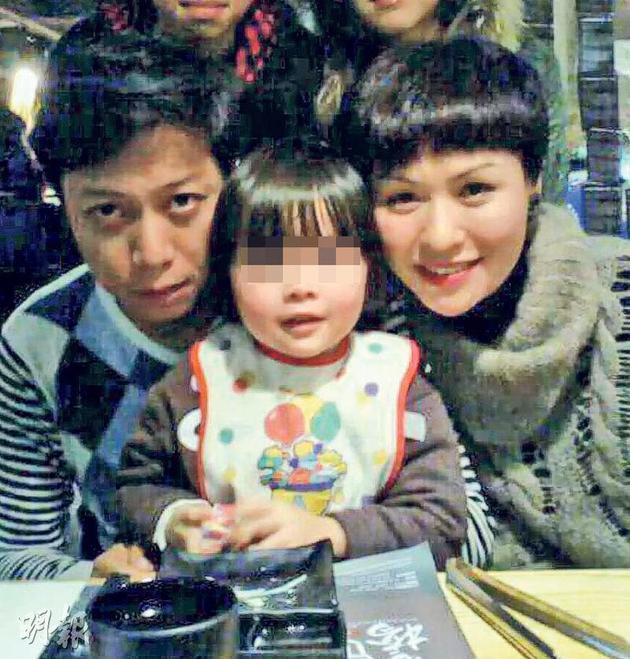 Cady与前夫Peter及女儿曾有过快乐时光。