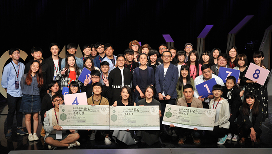 丁晓雯黄韵玲陈宏宇与学员合影