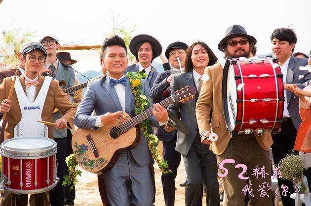 大河海边浪漫求婚