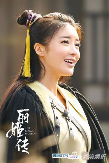 近日,由迪丽热巴,张彬彬,刘畅,张璇[微博]等联袂出演的古装电视剧