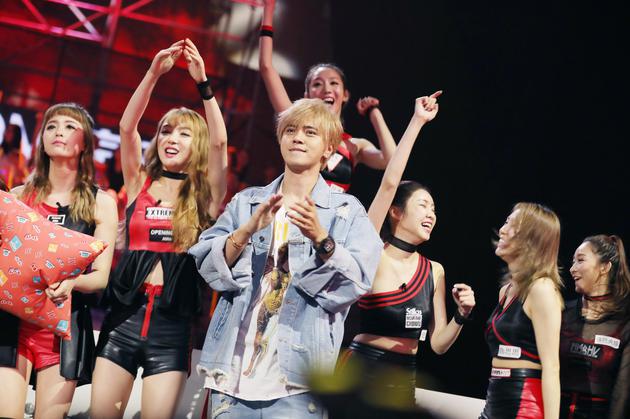 罗志祥鼓励少女