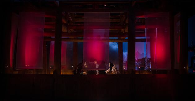 《碟仙之毕业照》密室占卜