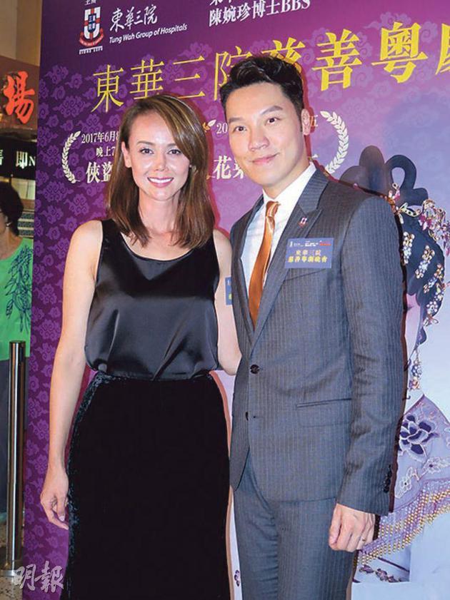 王贤志相约好友韩君婷出席晚会,趁机叙旧
