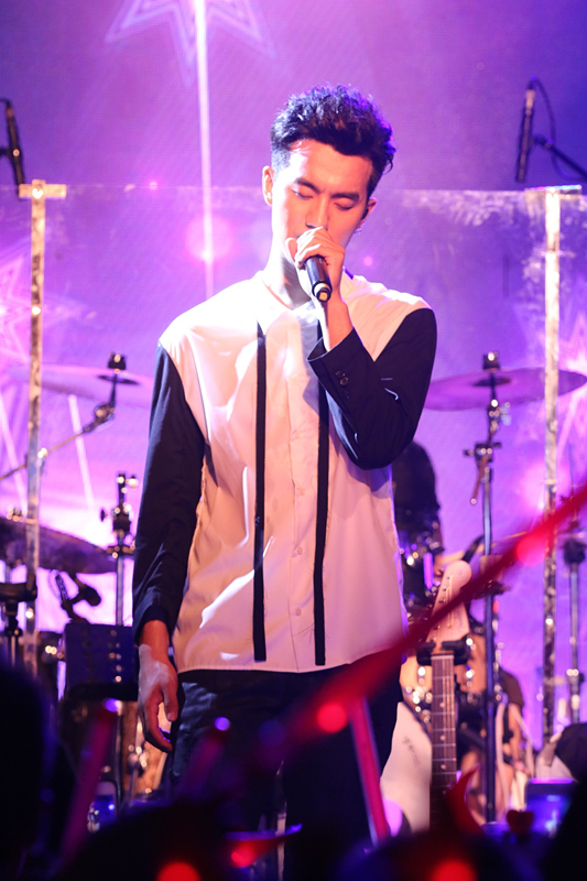 于湉巡演长沙收官 献唱参赛歌曲重温快男时期回忆