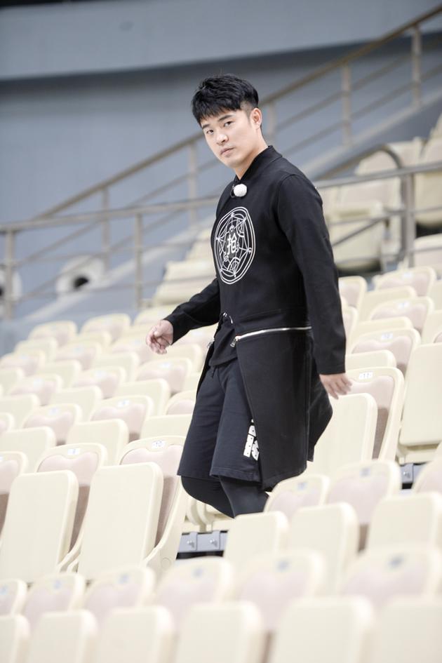 《奔跑吧》陈赫肺活量惊人 能吃会找获封"食神"