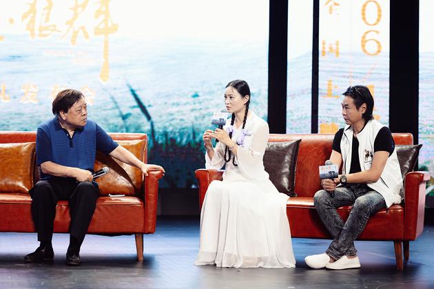 《重返狼群》首映礼发布会现场主创分享电影幕后