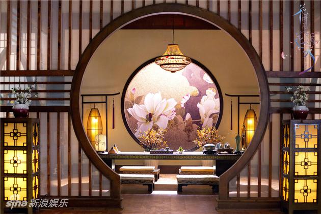 《花谢花飞花满天》布景