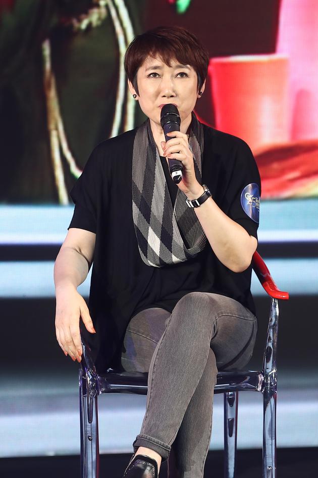 莫华伦在京举行新专辑发布会 戴玉强等好友助阵