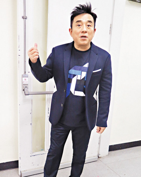 吕方开演唱会,力邀甄妮和徐小凤等前辈合作。