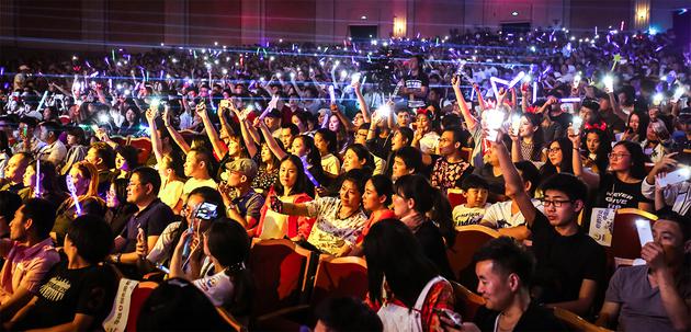 南征北战人气爆棚