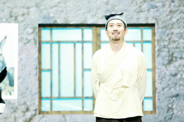 艾伦演绎清苦画家