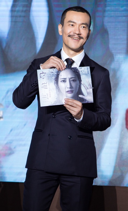 廖凡两撇小胡子增添民国味道