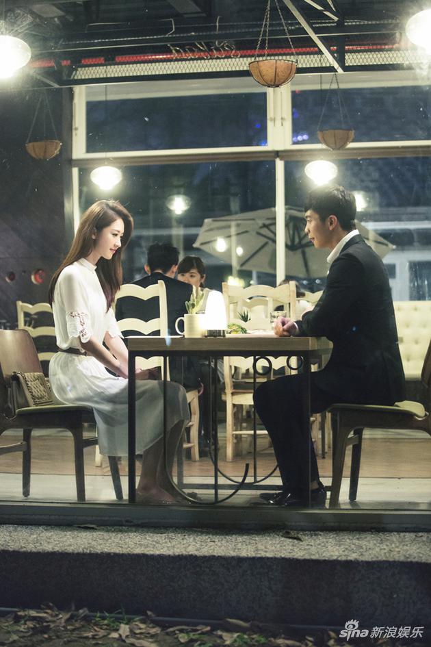 张雯上演“触不到的恋人”