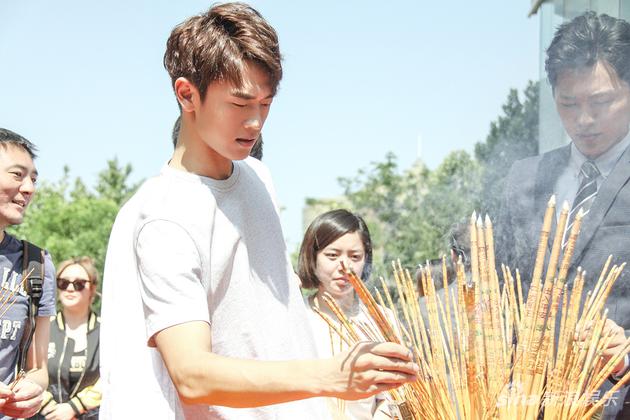 王天辰饰演成然